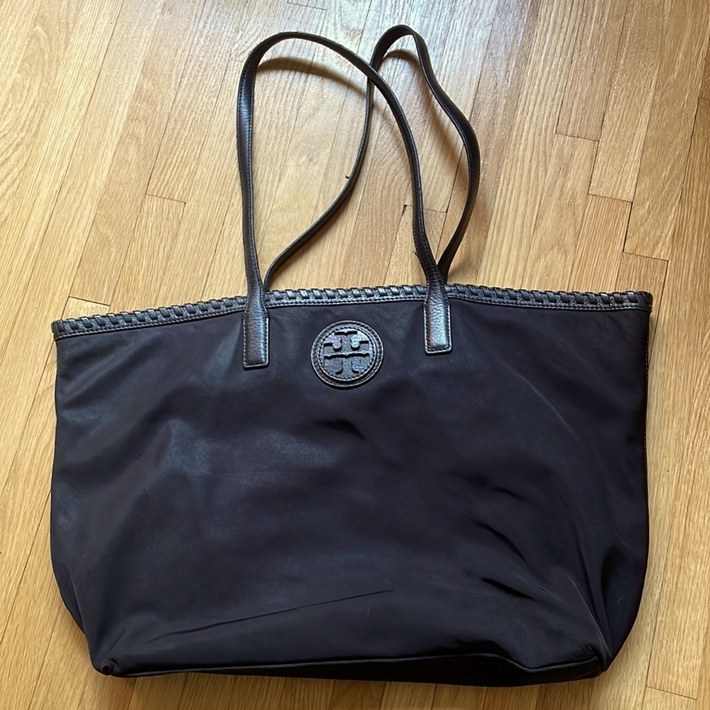 Tory Burch Bag with vinyl wipeable fabric